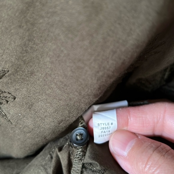 EUC Madewell Bubble-Sleeve in Kale - Picture 9 of 12